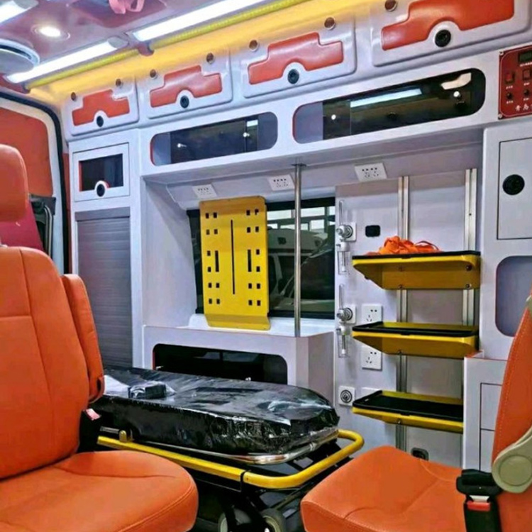 镇远长途救护车护送病人租赁价格