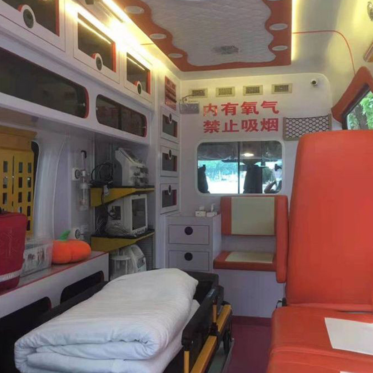 镇远癌症租赁救护车转运：为生命护航的科技与人文关怀